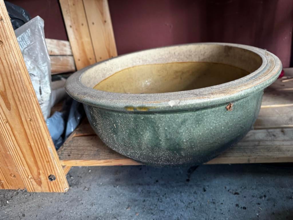 Lage, ronde groene planten pot - Ø 38 cm, H 12 cm, Tuin en Terras, Bloembakken en Plantenbakken, Ophalen, Steen, Gebruikt, Minder dan 30 cm