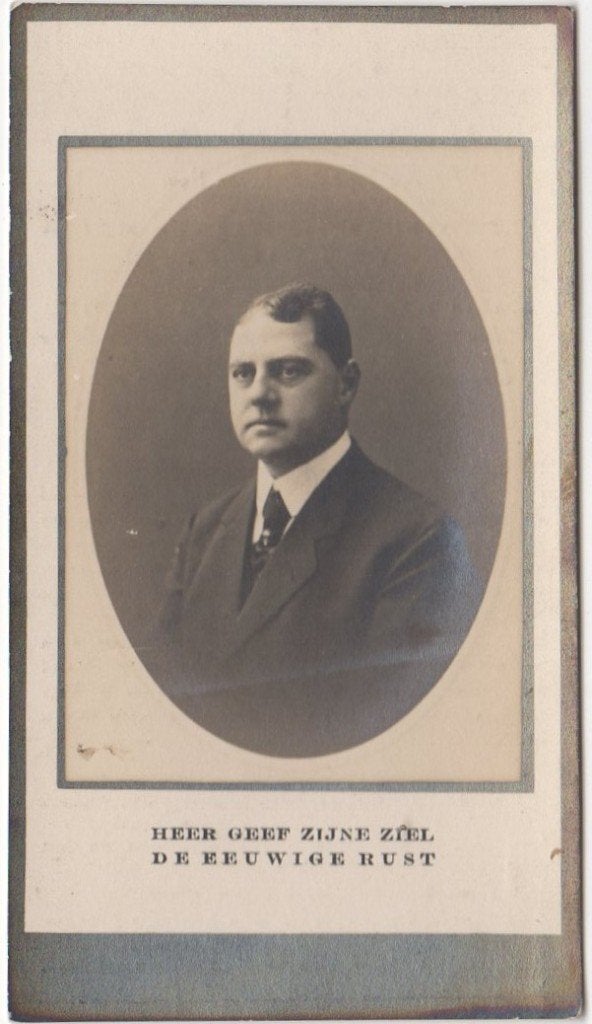 Vincentius A.C.M. van Gilse 1872 - 1930 Roosendaal, 57 jaar, Verzamelen, Bidprentjes en Rouwkaarten, Verzenden