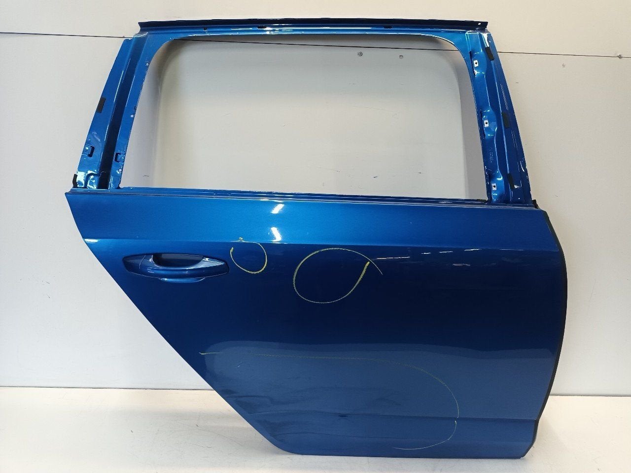 Portier rechts achter Skoda Octavia, Onderdelen@venauto.nl, Van der Ven Autorecycling B.V., Gebruikt, Ettenseweg 76, 4706 PB Roosendaal, The Netherlands