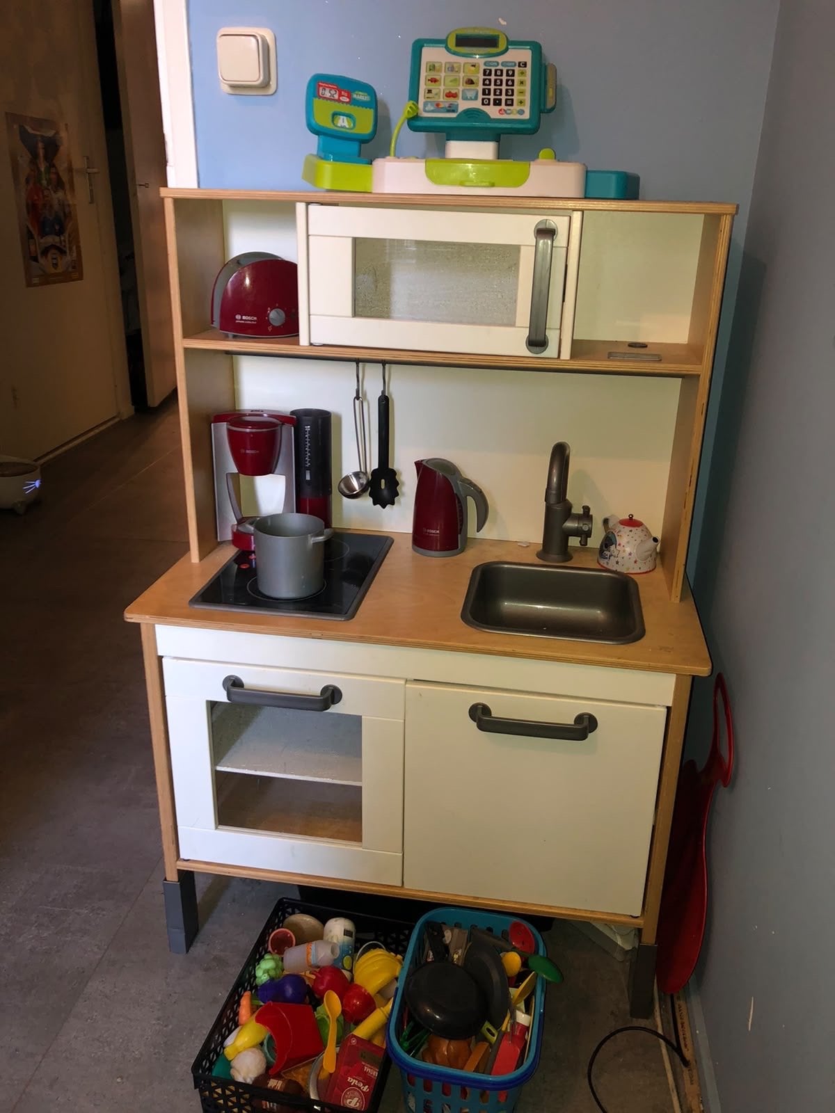 Ikea speelkeuken met verstelbare pootjes en veel accessoires, Ophalen, Gebruikt, Jongen of Meisje