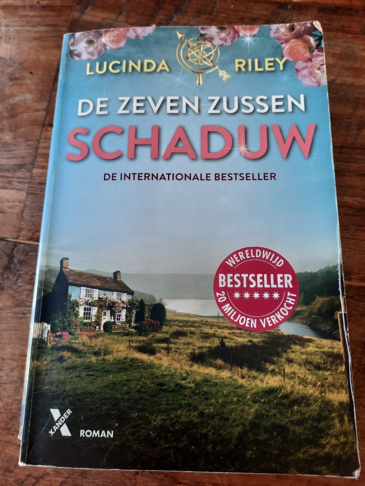 De Zeven Zussen - Schaduw door Lucinda Riley, Boeken, Ophalen of Verzenden, Gelezen, Lucinda Riley, Nederland