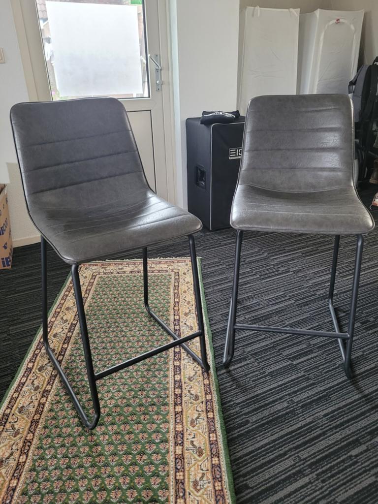 Barkrukken 2 stuks, 60 cm zithoogte, Huis en Inrichting, Barkrukken, 2 krukken, Ophalen, 60 tot 90 cm