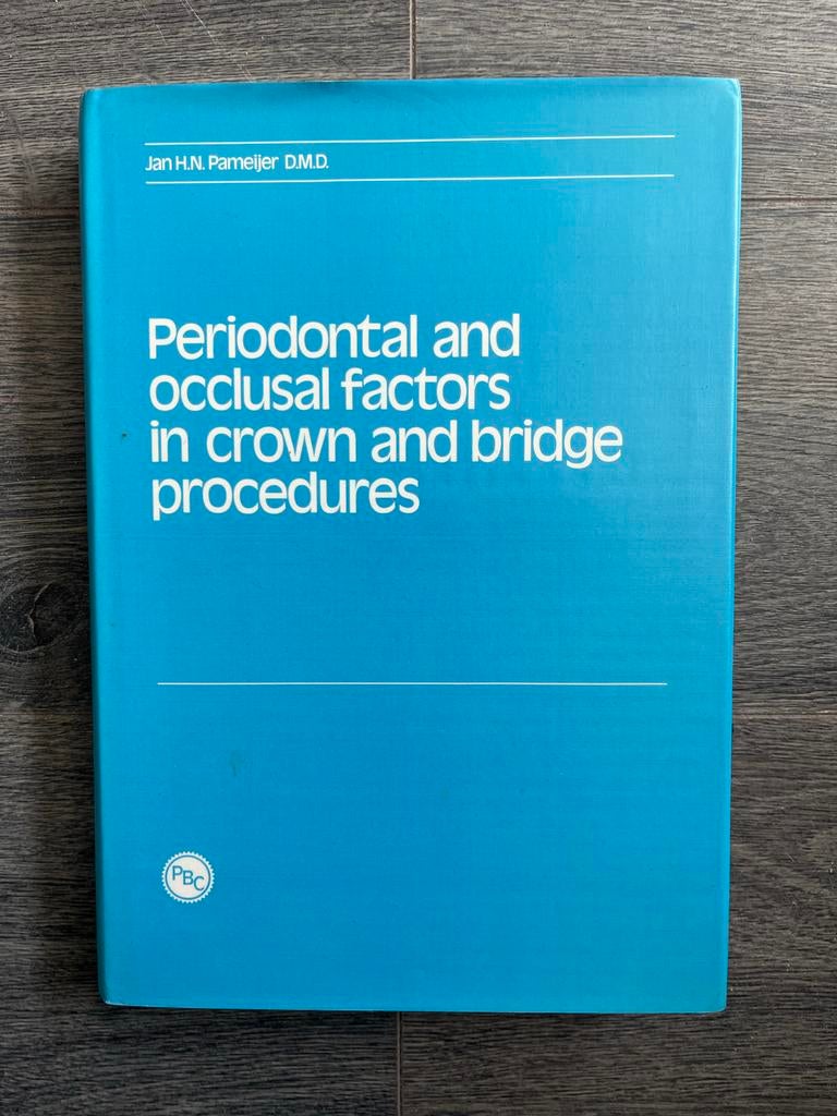 Periodontal and occlusal factors in crown and bridge, Ophalen of Verzenden, Beta, Zo goed als nieuw, WO