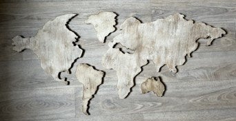 Houten wereldkaart in losse delen, Gebruikt, Hout, Decoratieobject, 150 cm