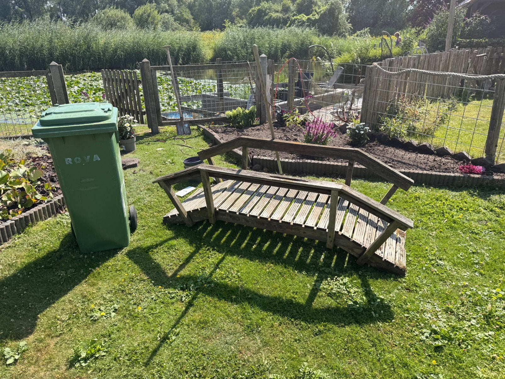 Houten sierbrug voor in de tuin, Ophalen, Gebruikt, Hout