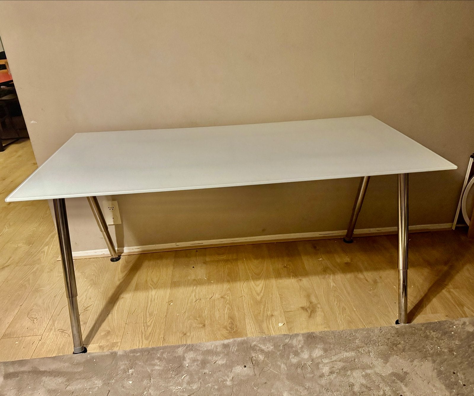 Ikea galant bureau melkglas chroom verstelbare poten 160x80, Ophalen, Gebruikt