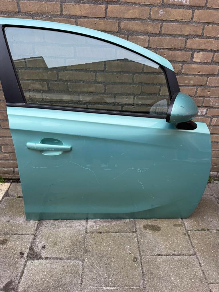 Opel corsa 2016 4deurs rechts-voor, Auto-onderdelen, Carrosserie en Plaatwerk, Ophalen, Gebruikt, Deur, Opel