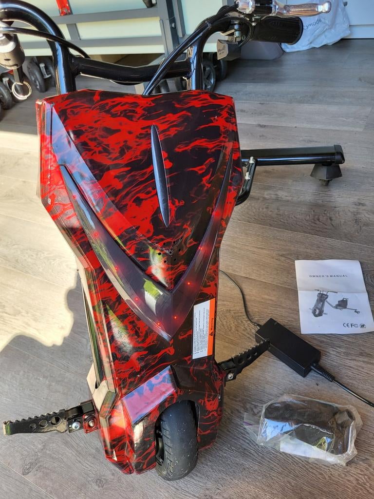 Elektrische Drift Trike Kart Vlammen Rood (DEFECT), Ophalen, Gebruikt