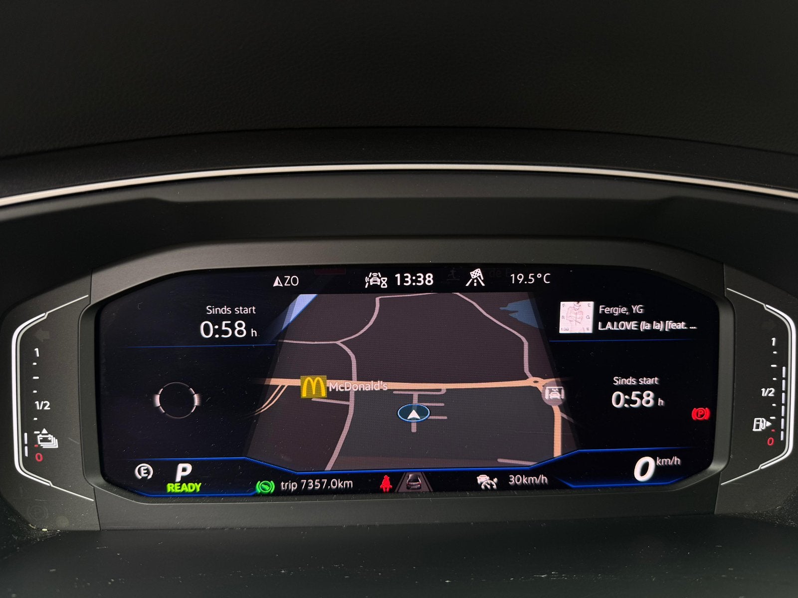 Foto 20 van Volkswagen Tiguan 1.4 TSI eHybrid R-line PANO / HUD / VOL