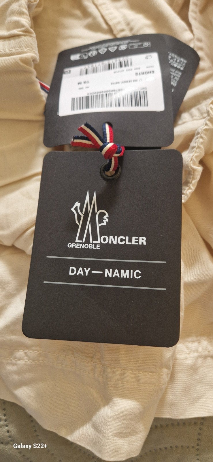 Moncler Grenoble Day-Namic Shorts - Nieuw met kaartjes, Maat 38/40 (M), Kort, Beige, Moncler