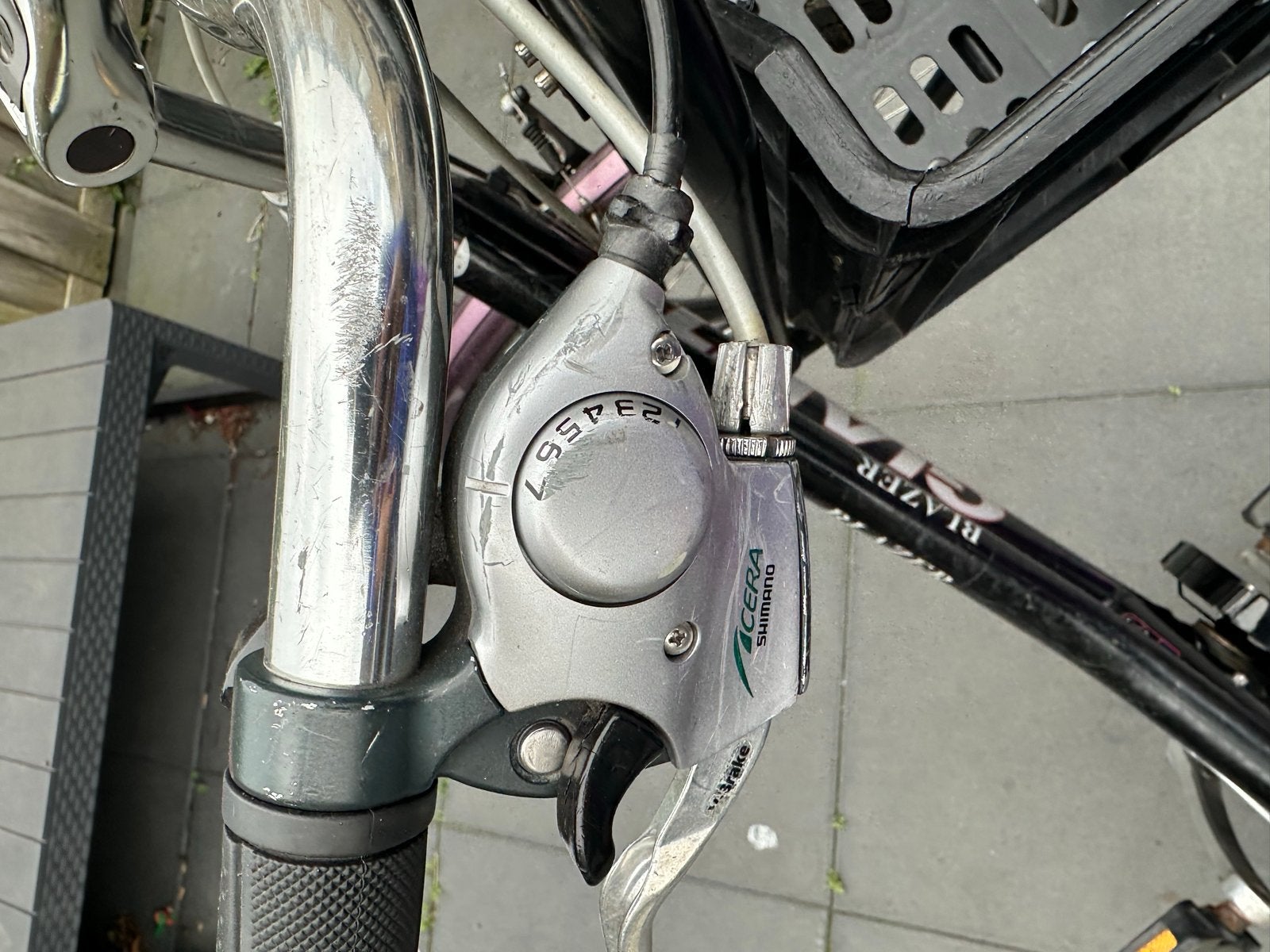 Foto 4 van Giant Blazer damesfiets met voordrager en versnellingen