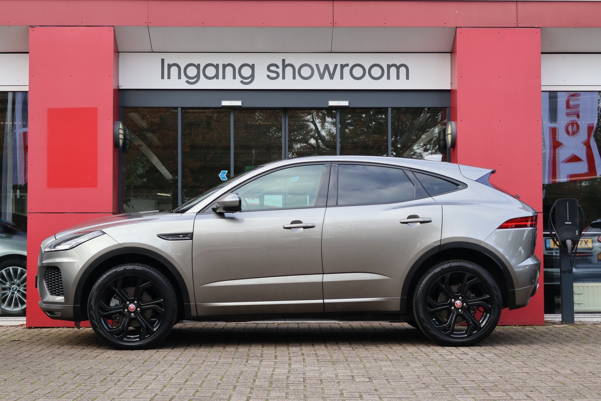 Jaguar E-Pace 2.0 D150 AWD HSE R-Dynamic | Origineel NL | De, Automaat, Dealer onderhouden, 4 cilinders, 150 pk
