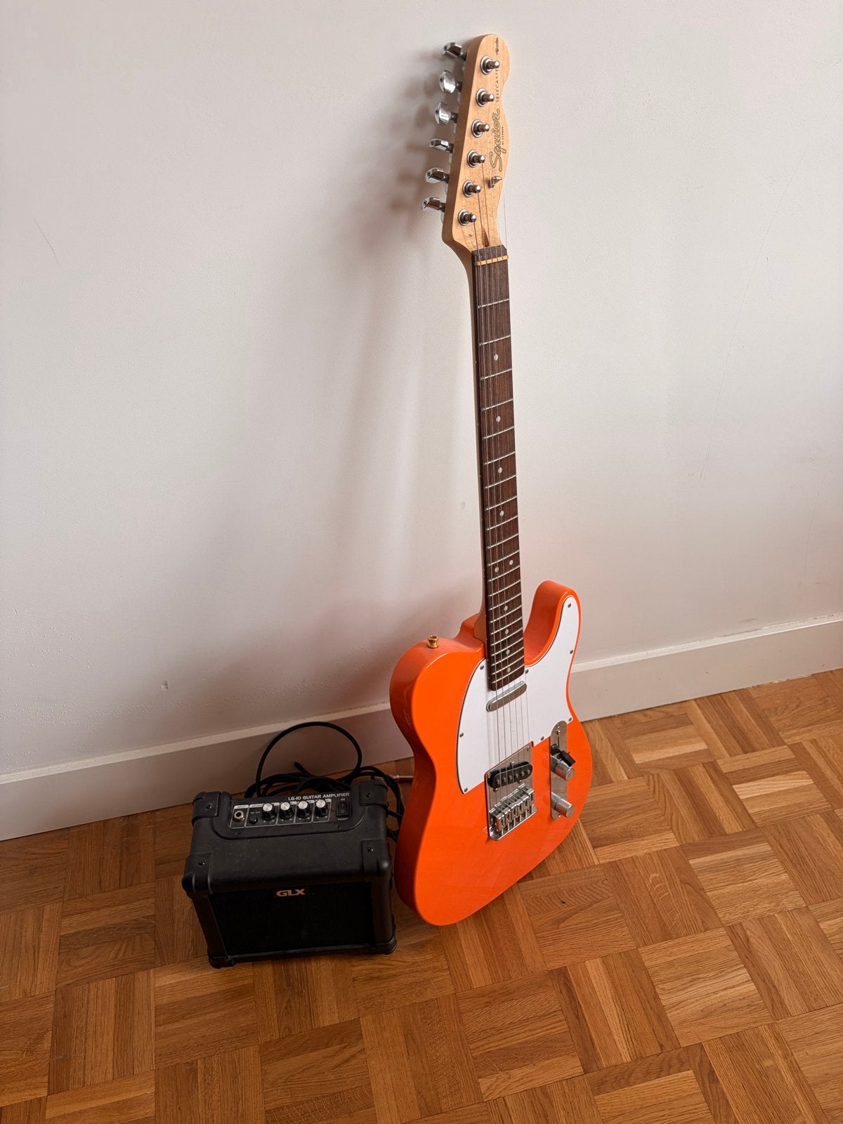 Beginner elektrische gitaar starterspakket: Squier Telecaste, Fender, Met versterker, Ophalen of Verzenden, Zo goed als nieuw