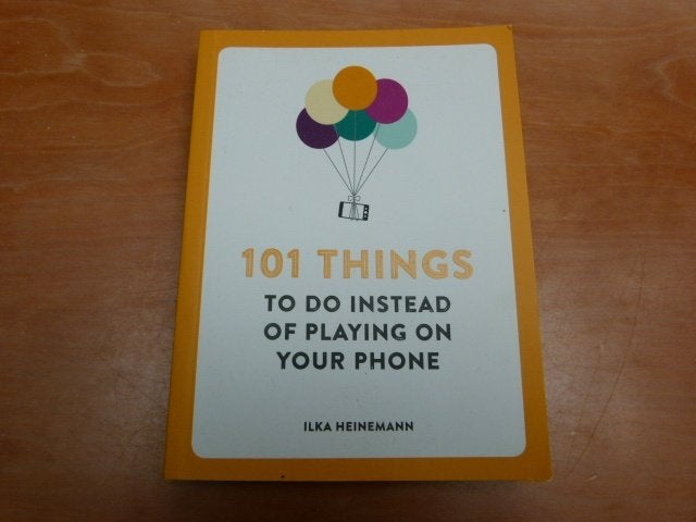 101 things to do instead of playing on your phone Heinemann, Ophalen of Verzenden, Zo goed als nieuw, Ilka Heineman