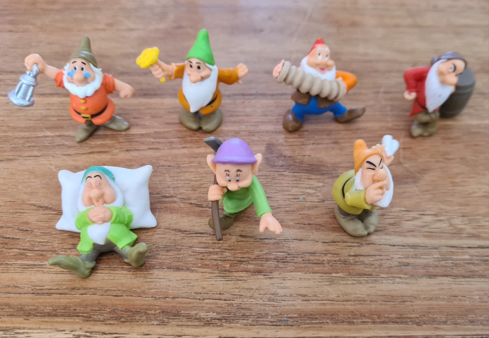 Disney Sneeuwwitje en de Zeven Dwergen verzamelfiguren, Verzamelen, Poppetjes en Figuurtjes, Verzenden, Zo goed als nieuw