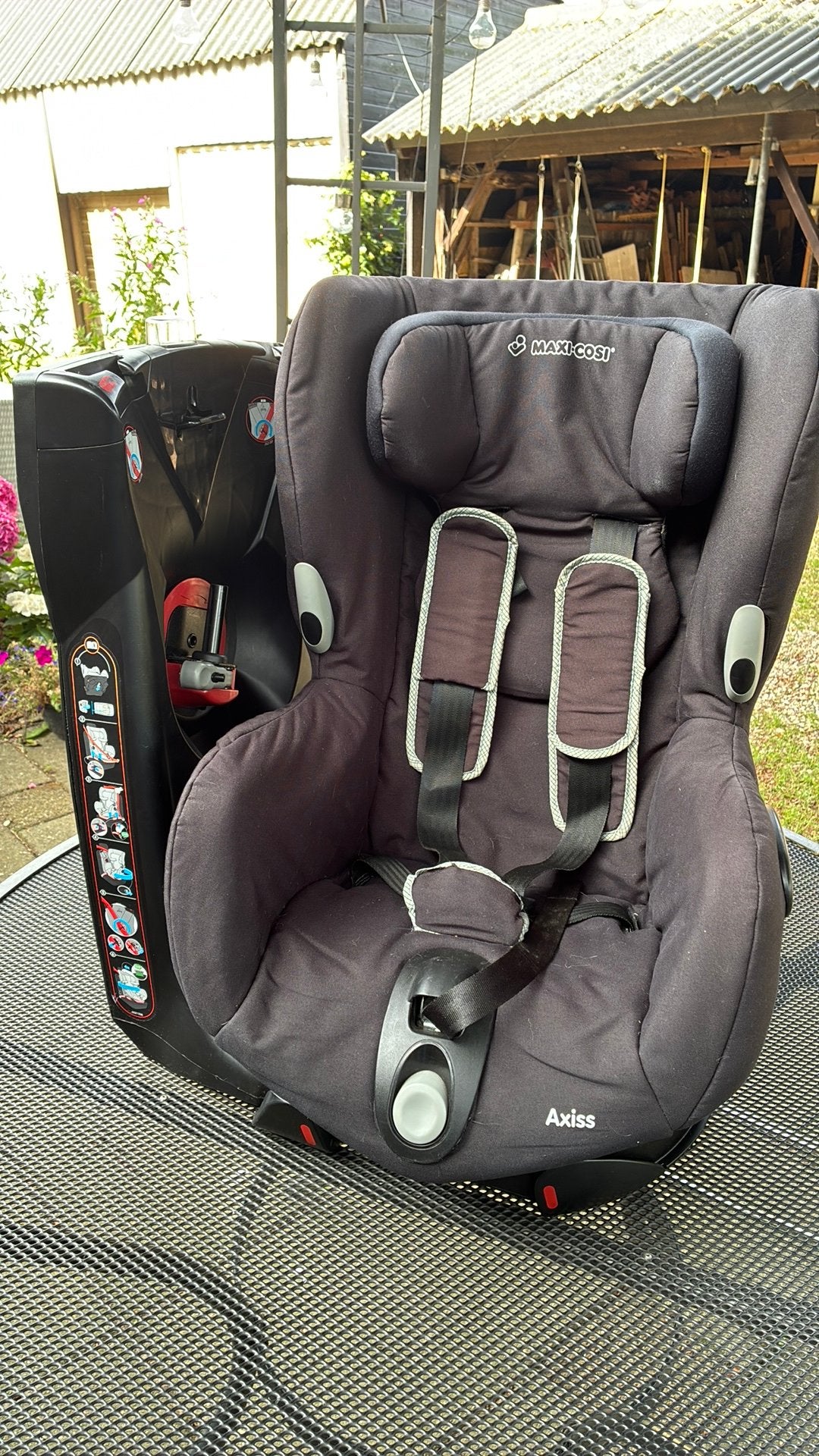 360 graden draaibare Maxi-cosie Axiss, Ophalen, Autogordel, 9 t/m 18 kg, Zo goed als nieuw