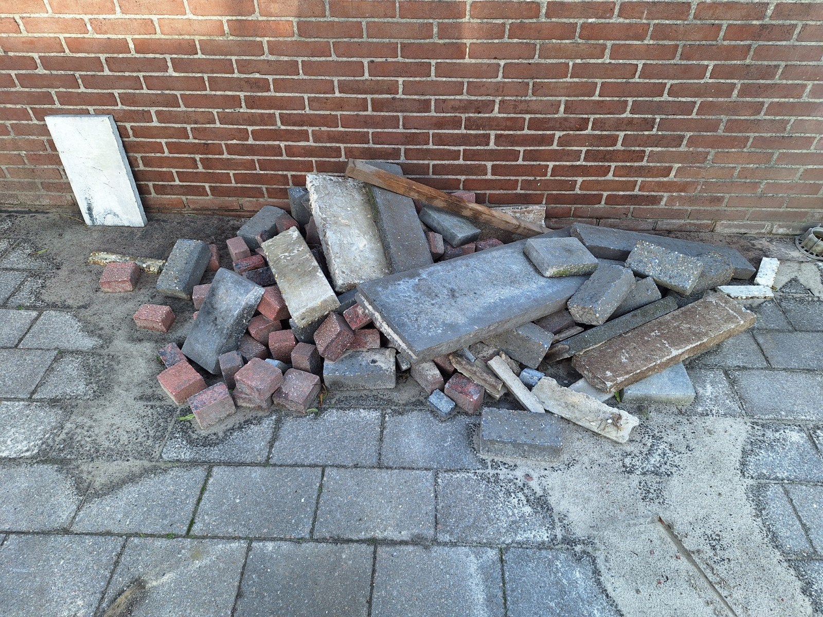Puin, Tuin en Terras, Ophalen, Beton, Klinkers