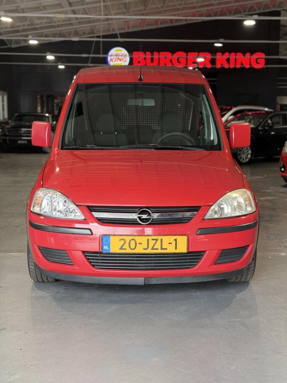 Opel Tour 1.4-16V Enjoy Airco Benzine achterbank, Auto's, Voorwielaandrijving, Gebruikt, Overige modellen, 4 cilinders