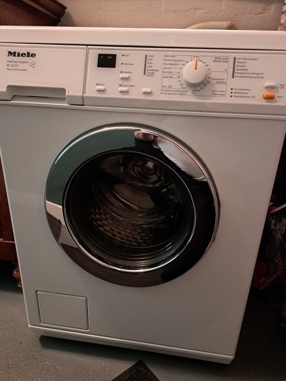Miele SoftCare System W 3203 - 6kg, 1200 toeren, Ophalen