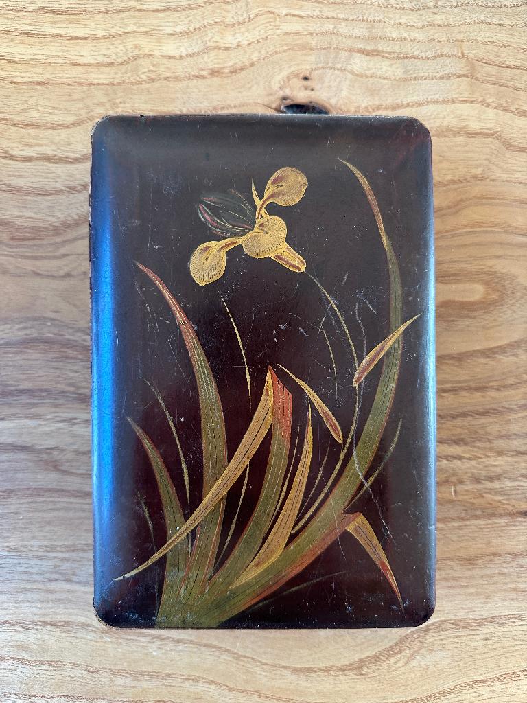 Antieke Japanse Lakdoos met Orchidee, Ophalen of Verzenden