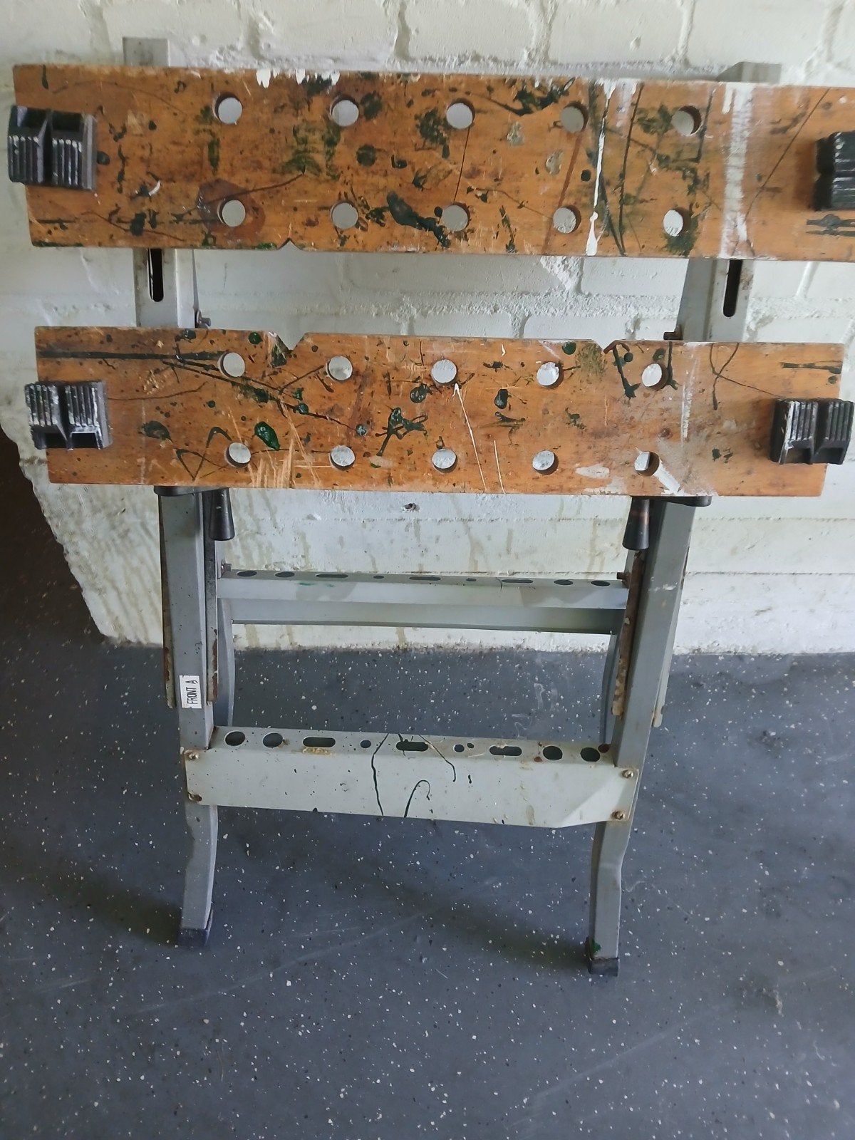 Gebruikte Werkbank met Bankschroef - Inklapbaar, Ophalen of Verzenden, Gebruikt, 70 tot 120 cm, Bankschroef