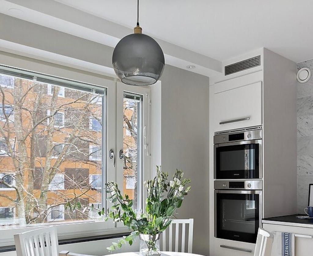 IKEA Jakobsbyn ceiling lamp, Huis en Inrichting, Ophalen
