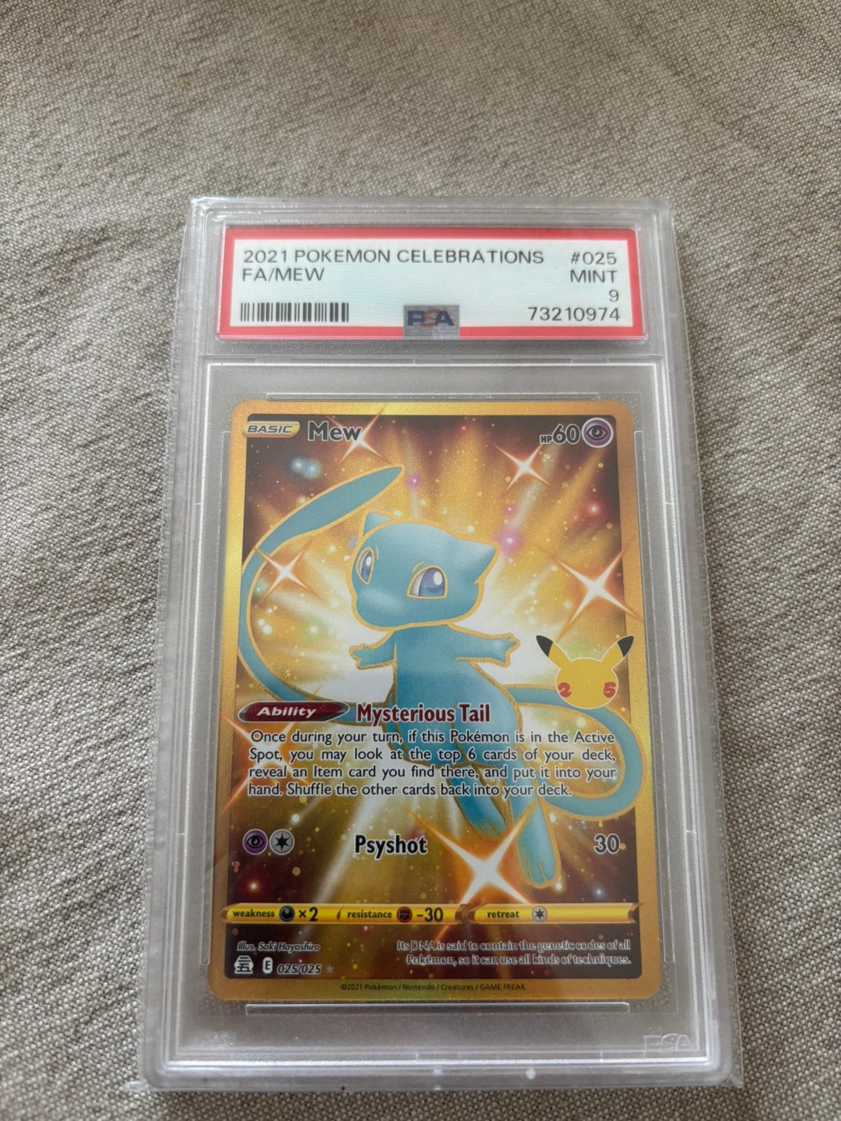 Mew Celebrations Gold Psa 9 Mint, Ophalen of Verzenden, Zo goed als nieuw
