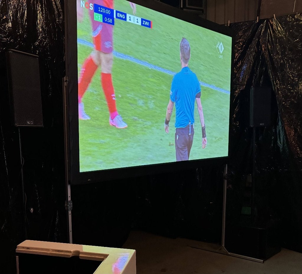 AV Stumpfl Projectiescherm + Epson beamer - 5000 lumen, Audio, Tv en Foto, Projectieschermen, Gebruikt, Handmatig, Ophalen