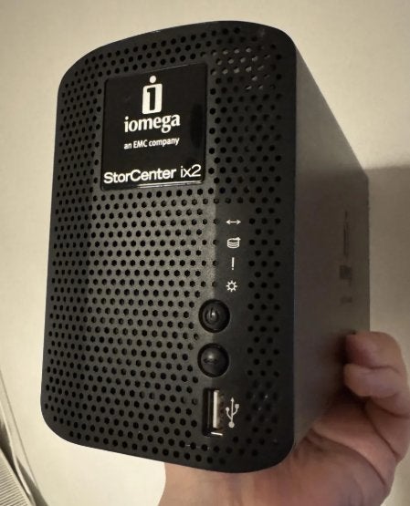 iomega storcenter ix2, Computers en Software, Ophalen of Verzenden, Zo goed als nieuw