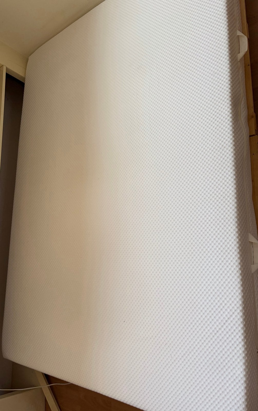 IKEA matras, zo goed als nieuw. 140x200, Huis en Inrichting, Slaapkamer | Matrassen en Bedbodems, Ophalen, Eenpersoons, 140 cm