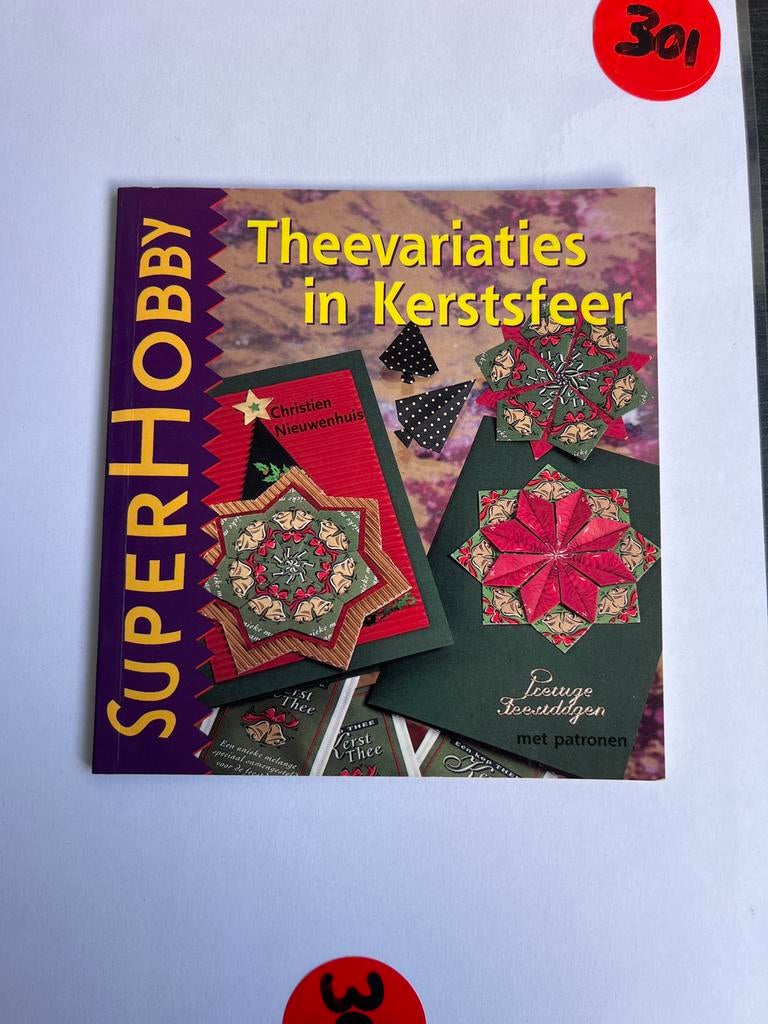 Theevariaties in Kerstsfeer - Knutselboek met patronen, Ophalen of Verzenden, Zo goed als nieuw, Knutselwerk
