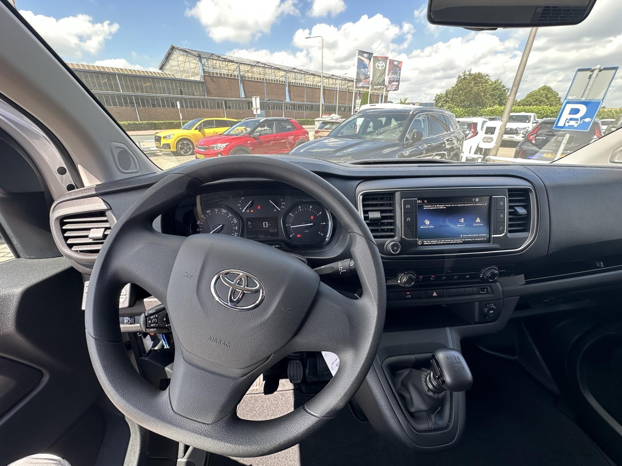 Toyota PROACE Worker 2.0 D-4D Live Long €10.000 KORTING! 4, Auto's, Bestelauto's, Voorwielaandrijving, Stof, Gebruikt, Euro 6