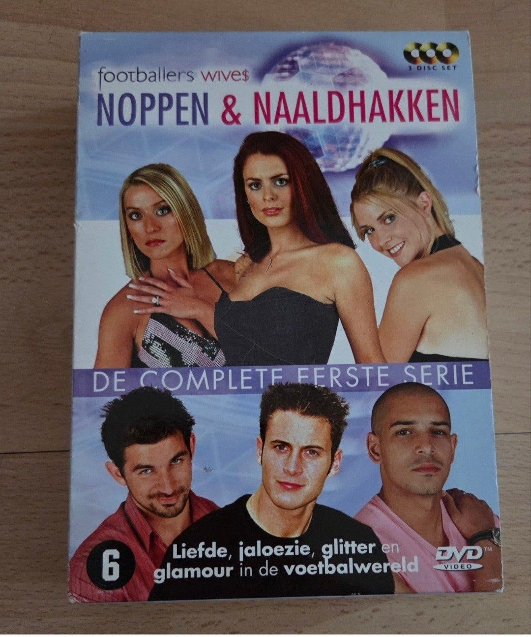 Noppen en Naaldhakken - Seizoen 1, Alle leeftijden, Ophalen of Verzenden, Zo goed als nieuw, Komedie