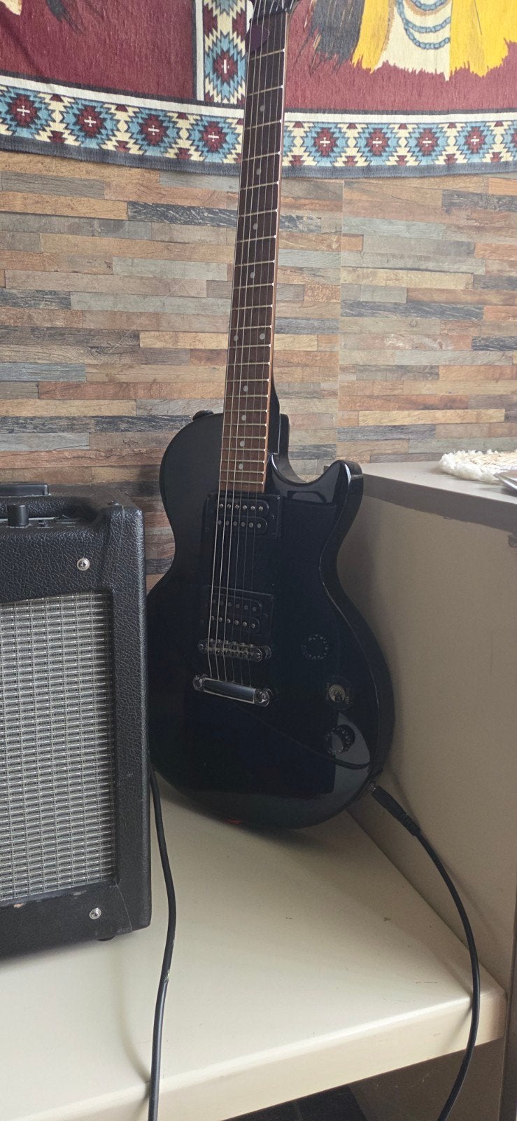 Epiphone Les Paul met Fender versterker, Ophalen