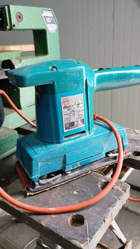 Schuurmachine Black&Decker, Ophalen of Verzenden, Gebruikt, Minder dan 600 watt, Vlakschuurmachine