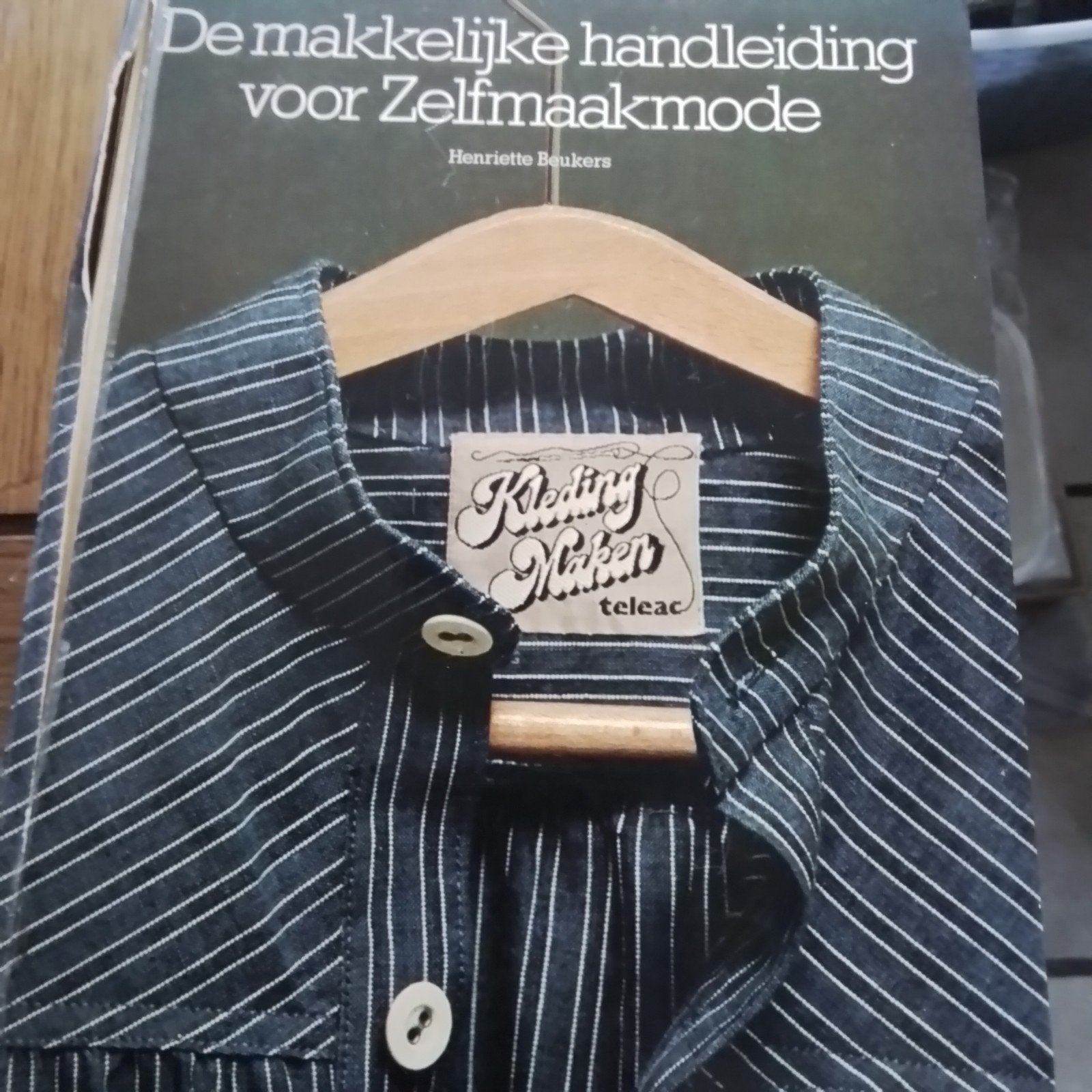 De makkelijke handleiding voor Zelfmaakmode, Ophalen of Verzenden, Gelezen, Henriette Beukers, Nederland