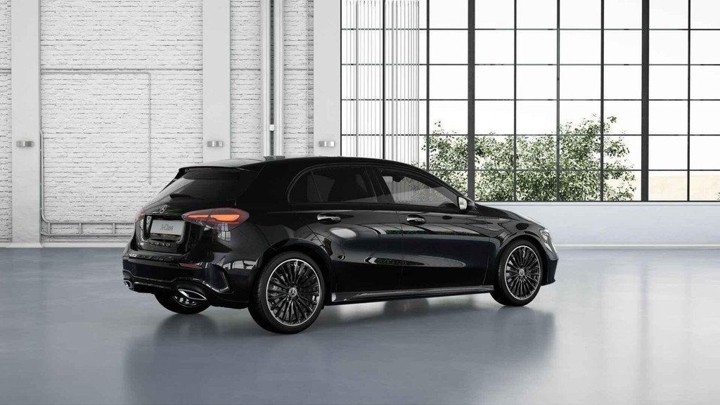Mercedes-Benz A-Klasse 180 Business Solution AMG | Premium P, 136 pk, 4 cilinders, Origineel Nederlands, Bedrijf