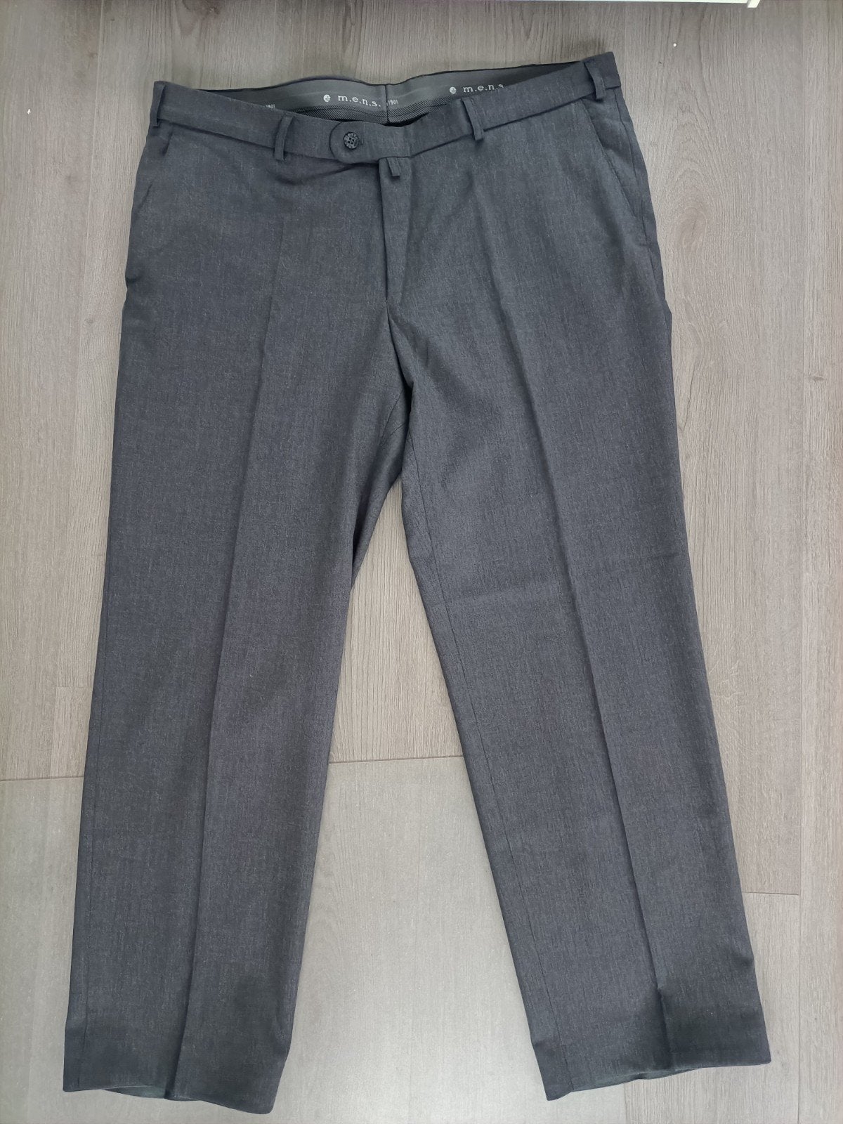 nieuw heren grijze pantalon maat xxl merk m.e.n.s, Nieuw, Overige maten, Ophalen of Verzenden, Mens