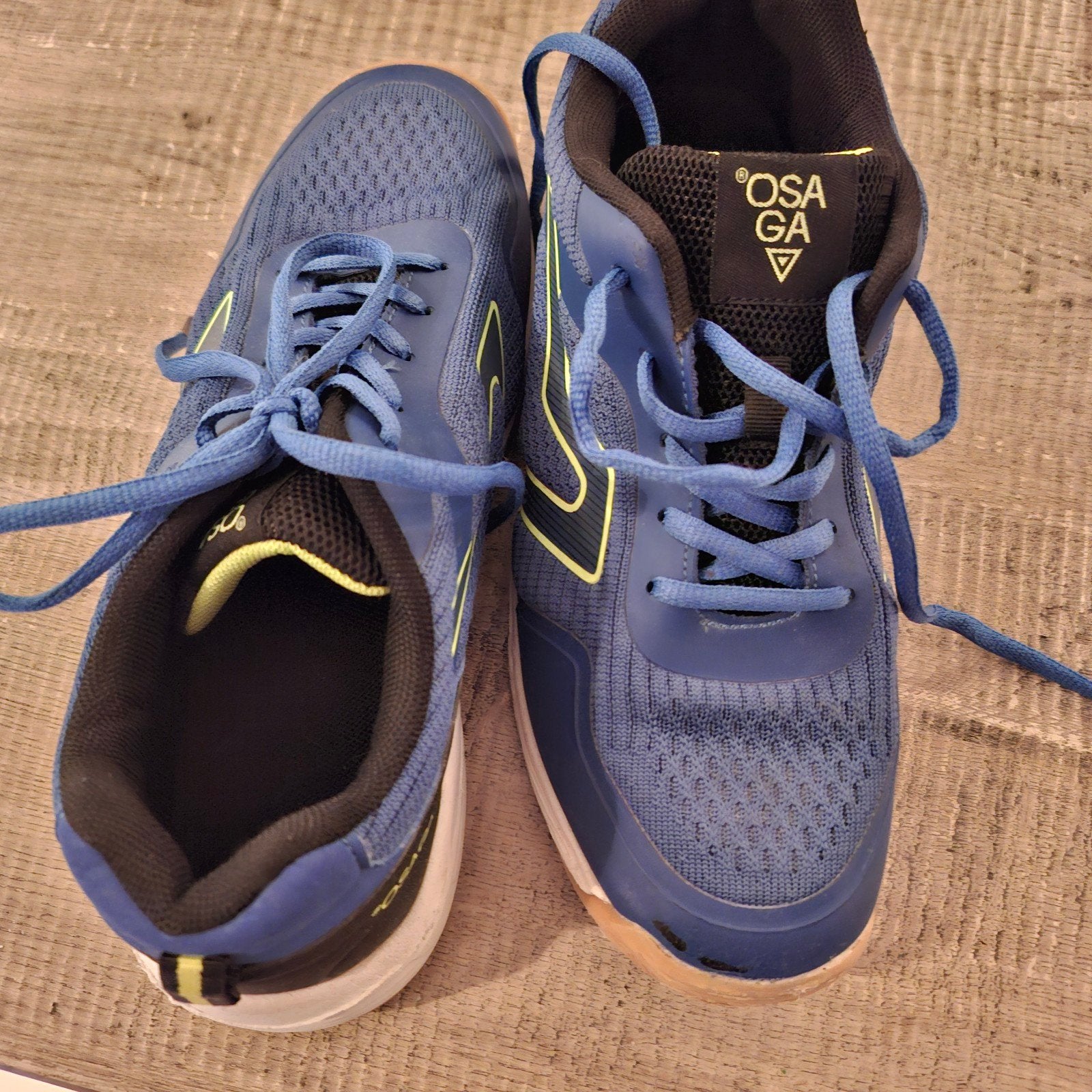 Scapino/Osaga zaalsportschoen - Maat 39, Sportschoenen, Osaga, Ophalen of Verzenden, Zo goed als nieuw