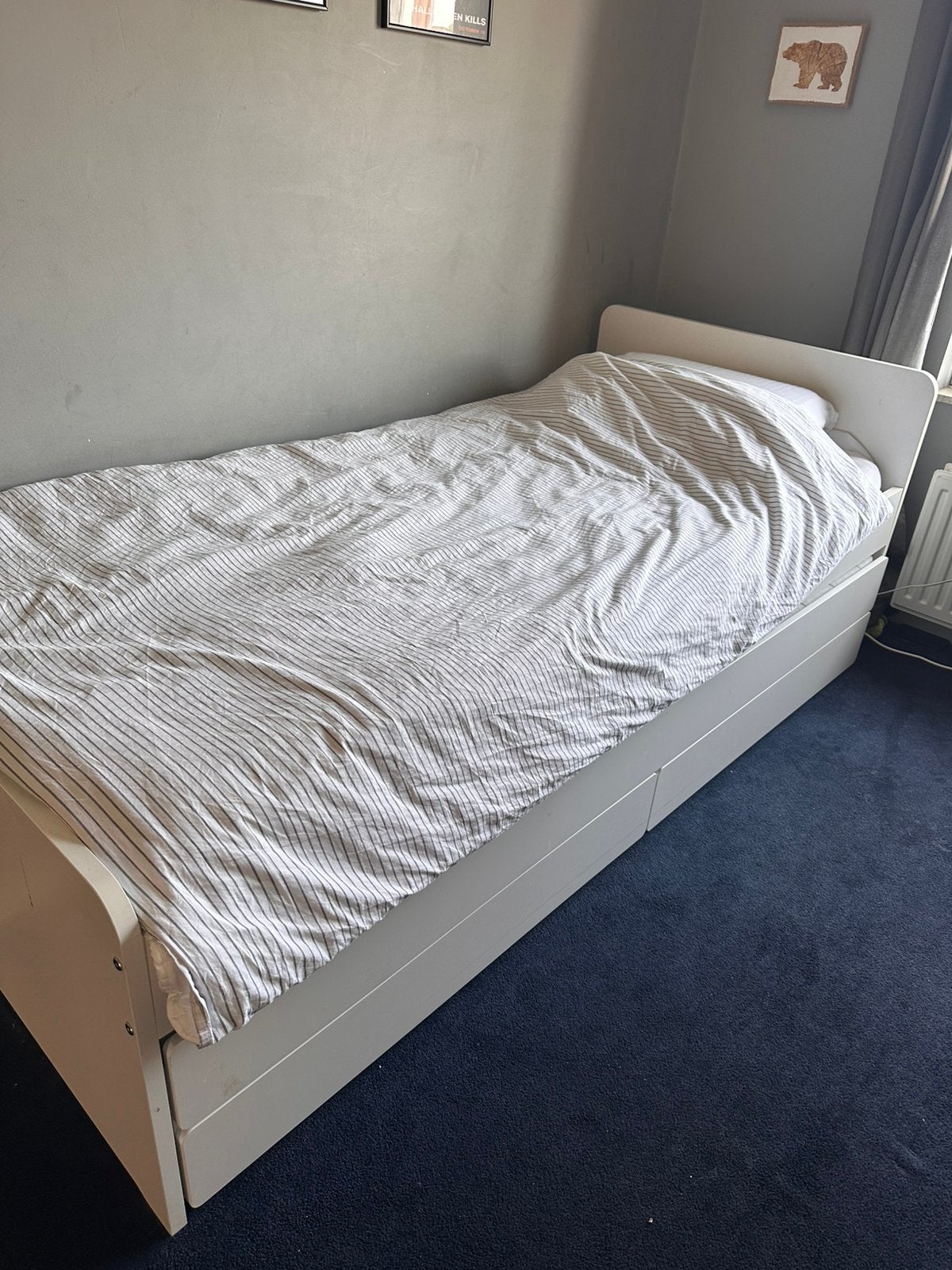 Bed Slåkt met extra uitschuifbaar logeerbed en 2 opberglades, Ophalen, Gebruikt, 90 cm, Eenpersoons