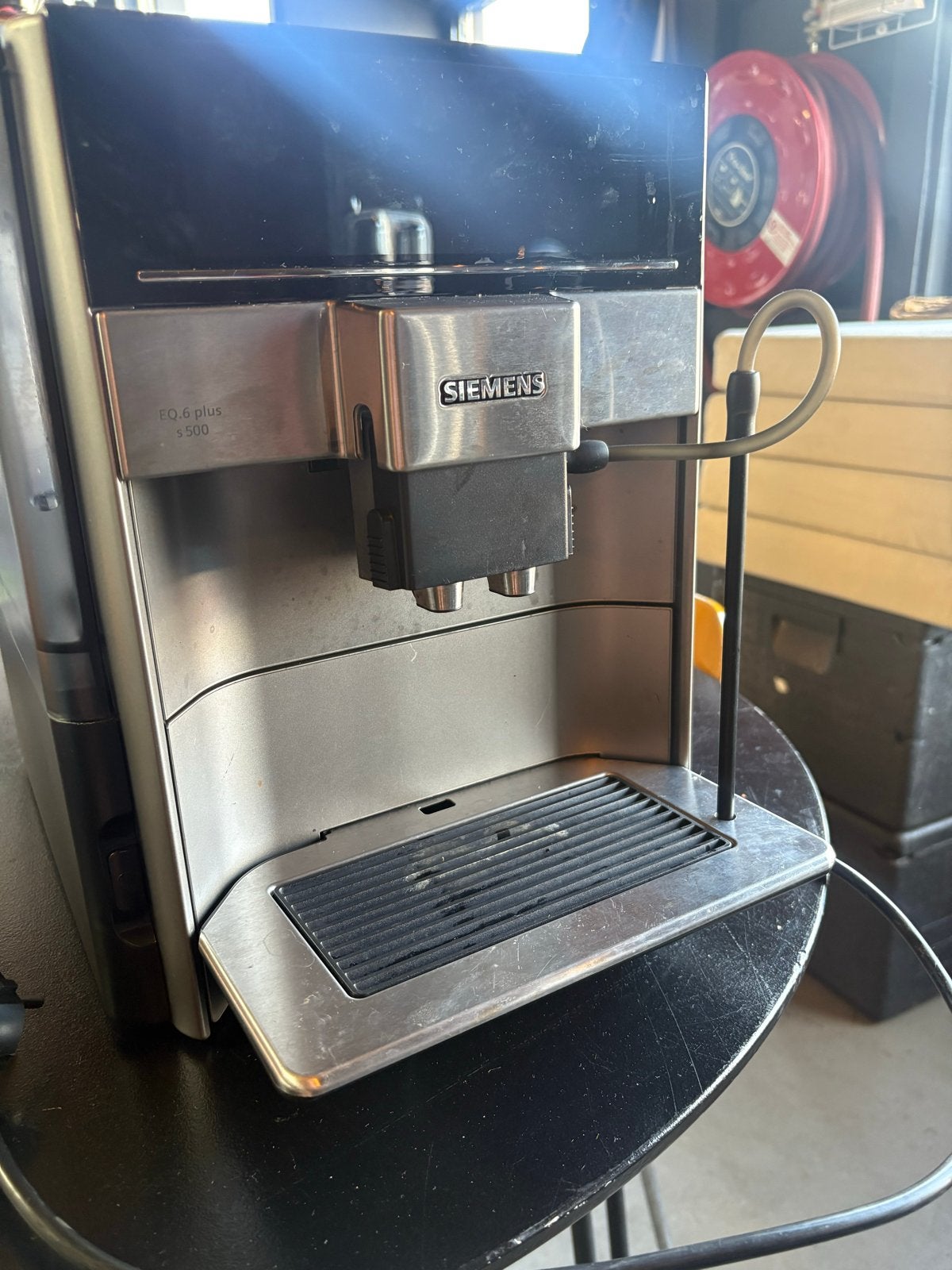 Siemens EQ.6 plus s500 Koffiemachine, Witgoed en Apparatuur, Koffiezetapparaten, Ophalen, Afneembaar waterreservoir, Gebruikt