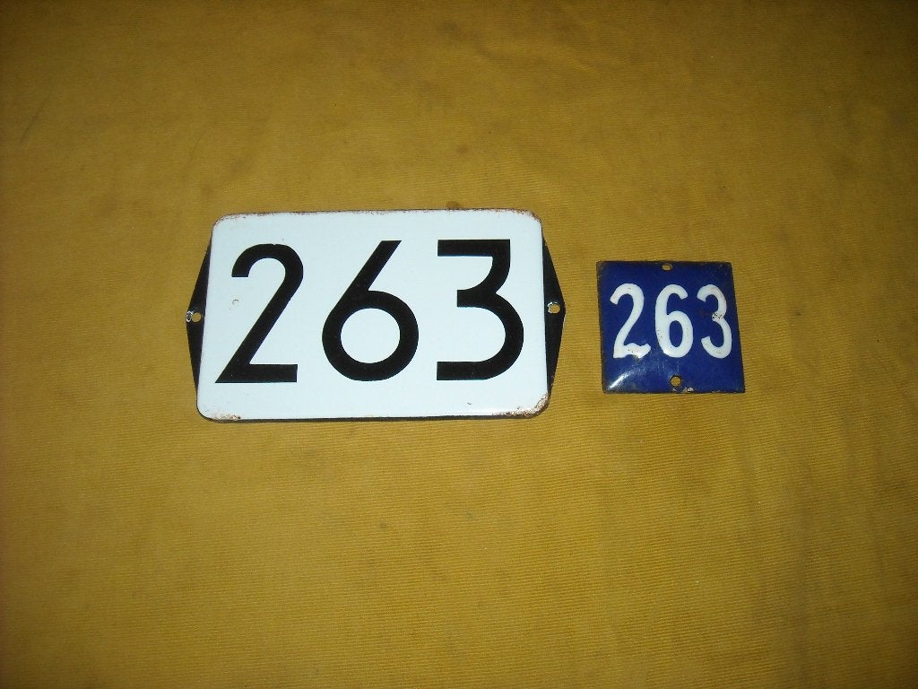 oud emaille huisnummer 263 ook 264 265 266 267 268 269 270 8, Ophalen of Verzenden