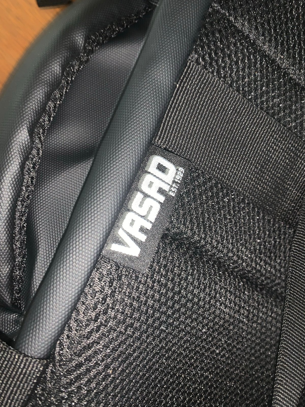 VASAD Rugzak - Zwart, Ideaal voor Werk/Reizen, Sieraden, Tassen en Uiterlijk, 25 tot 40 cm, Ophalen of Verzenden, Zo goed als nieuw