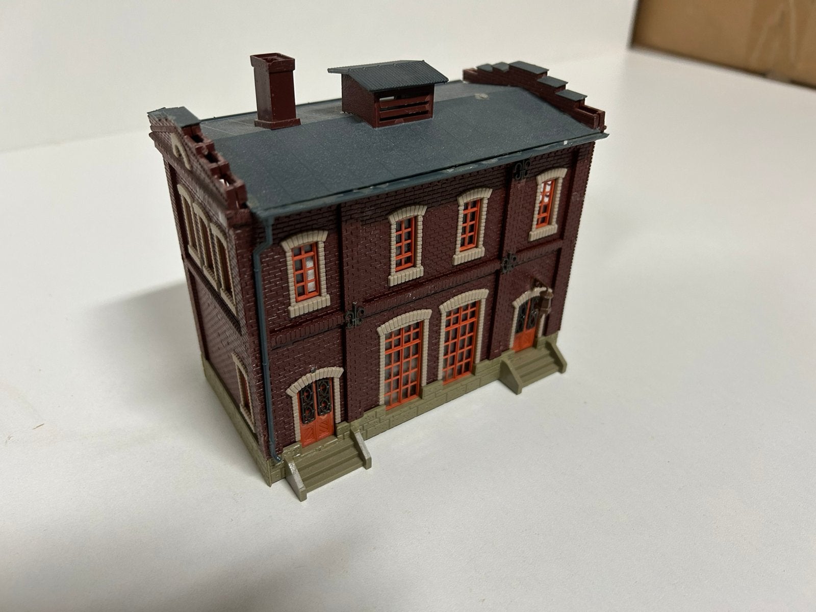 Modelspoorhuisje, Overige merken, Gebruikt, Gelijkstroom of Wisselstroom, Brug, Tunnel of Gebouw