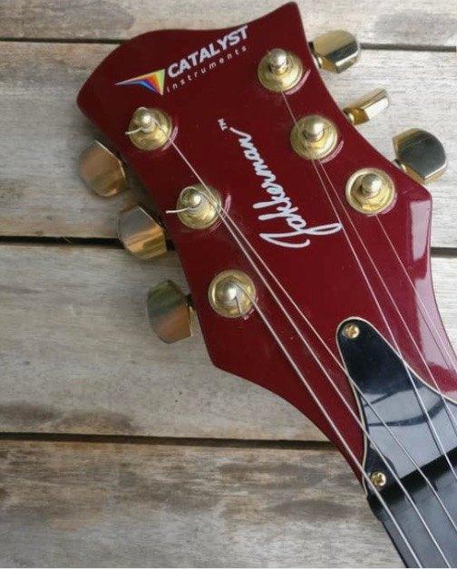 Gezocht; Catalyst Jakkerman V2 gitaar, Muziek en Instrumenten, Ophalen, Zo goed als nieuw, Solid body, Overige merken
