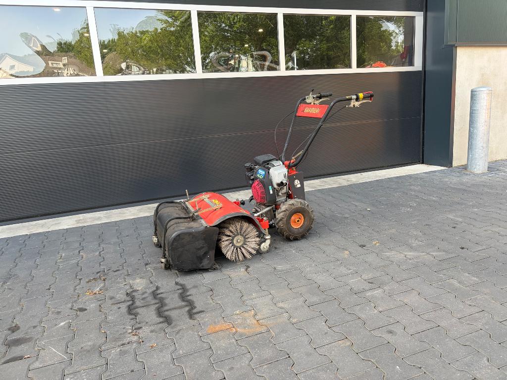 Te koop barbieri veegmachine, Ophalen, Gebruikt