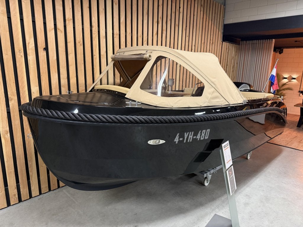 Foto 4 van NwStaat OUD HUIJZER 600 DELUXE '60PK SUZUKI 2024' 20vaaruren