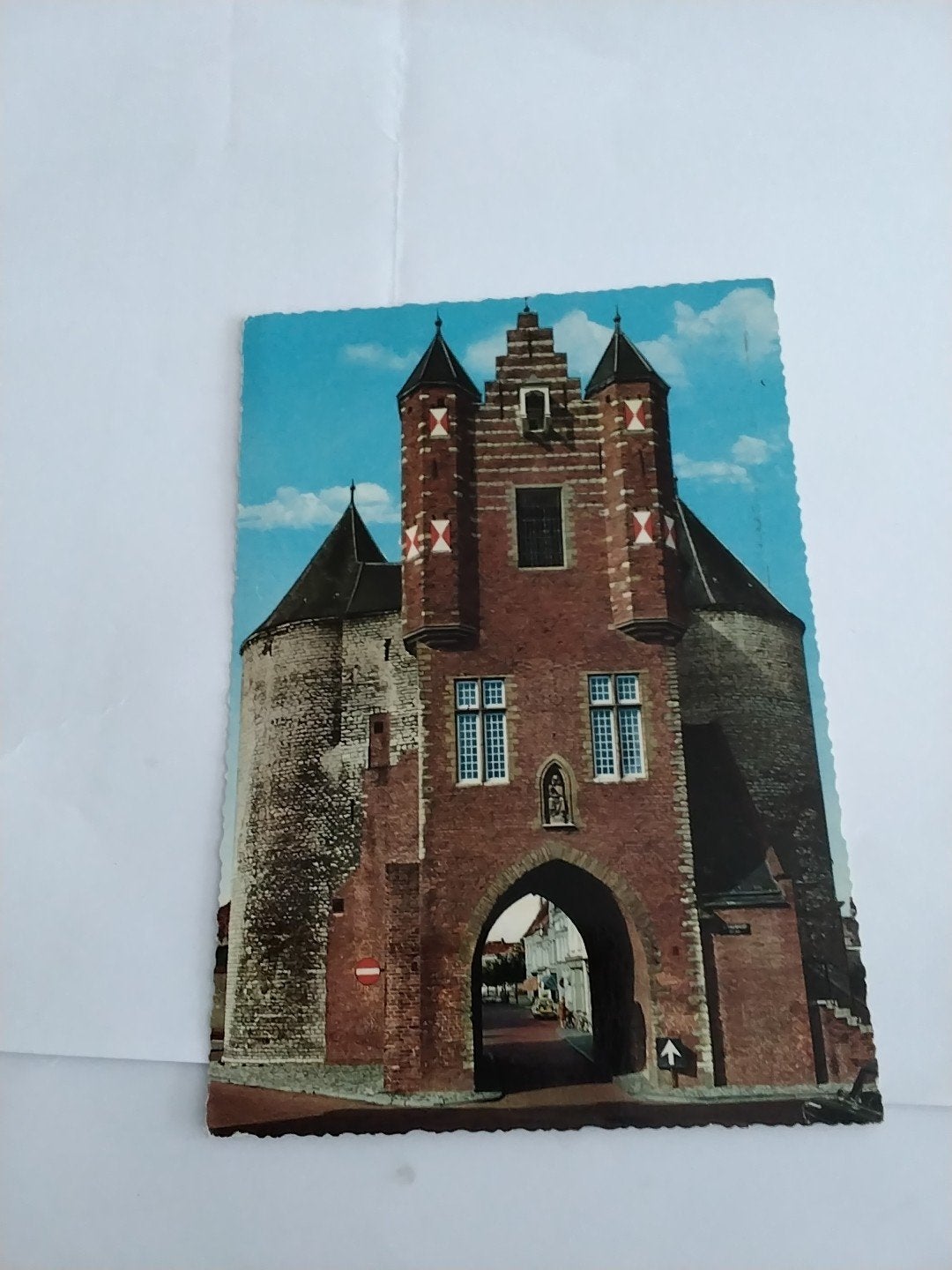 Oude Ansichtkaart: Bergen op Zoom, De lieve vrouwe poort, Ophalen of Verzenden, 1960 tot 1980, Gelopen, Noord-Brabant