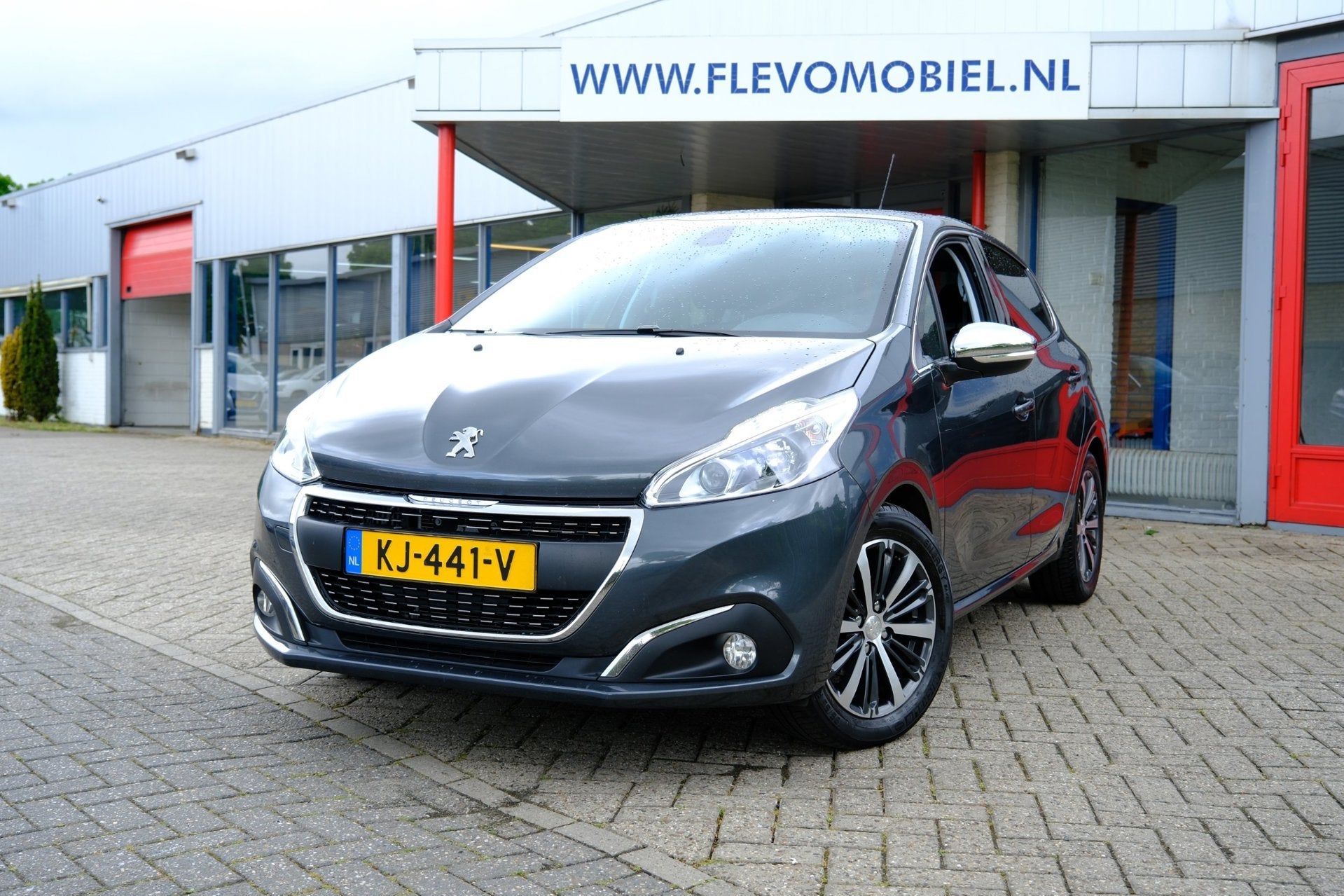 Peugeot 208 1.6 BlueHDi Allure Navi|1e Eig|Cam|CarPlay|Clima, Auto's, Voorwielaandrijving, Gebruikt, 4 cilinders, Origineel Nederlands