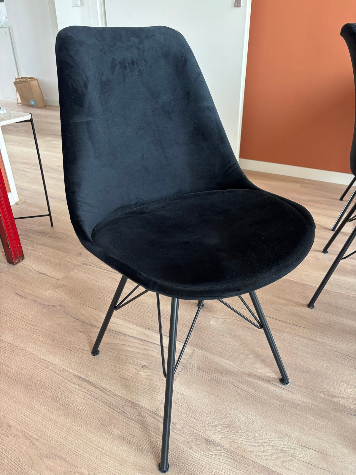 Gratis Ophalen! 3x Kick Kuipstoel Velvet Zwart, Huis en Inrichting, Stoelen, Ophalen, Drie, Zwart, Zo goed als nieuw